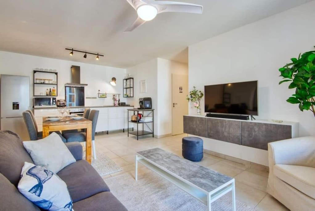 엑상프로방스 Le Fonction, Meuble 4 Etoiles, Avec Parking Boxe 아파트 외부 사진